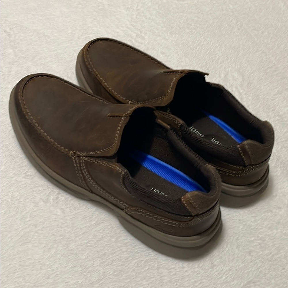 NWOB Clarks Men's Brown Leather Slip-On Shoes Sz 11W - Picture 11 of 11